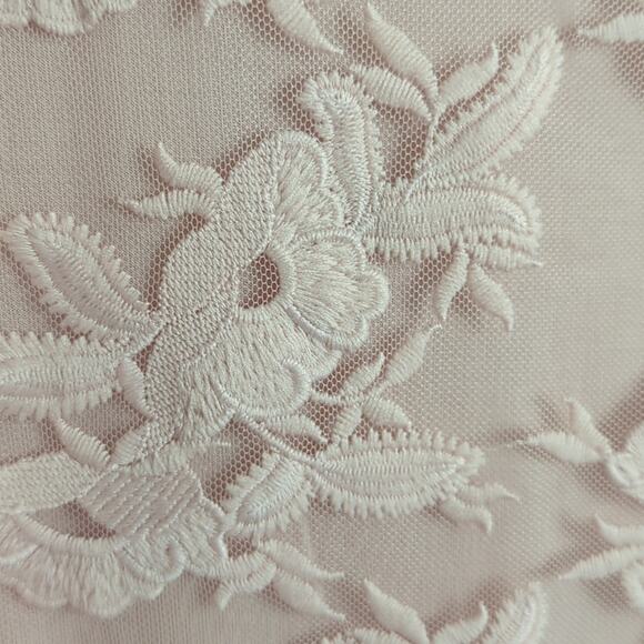 Soft Pink Viscose Pullover Top with Embroidered Panel Women's Size Medium - Picture 6 of 10